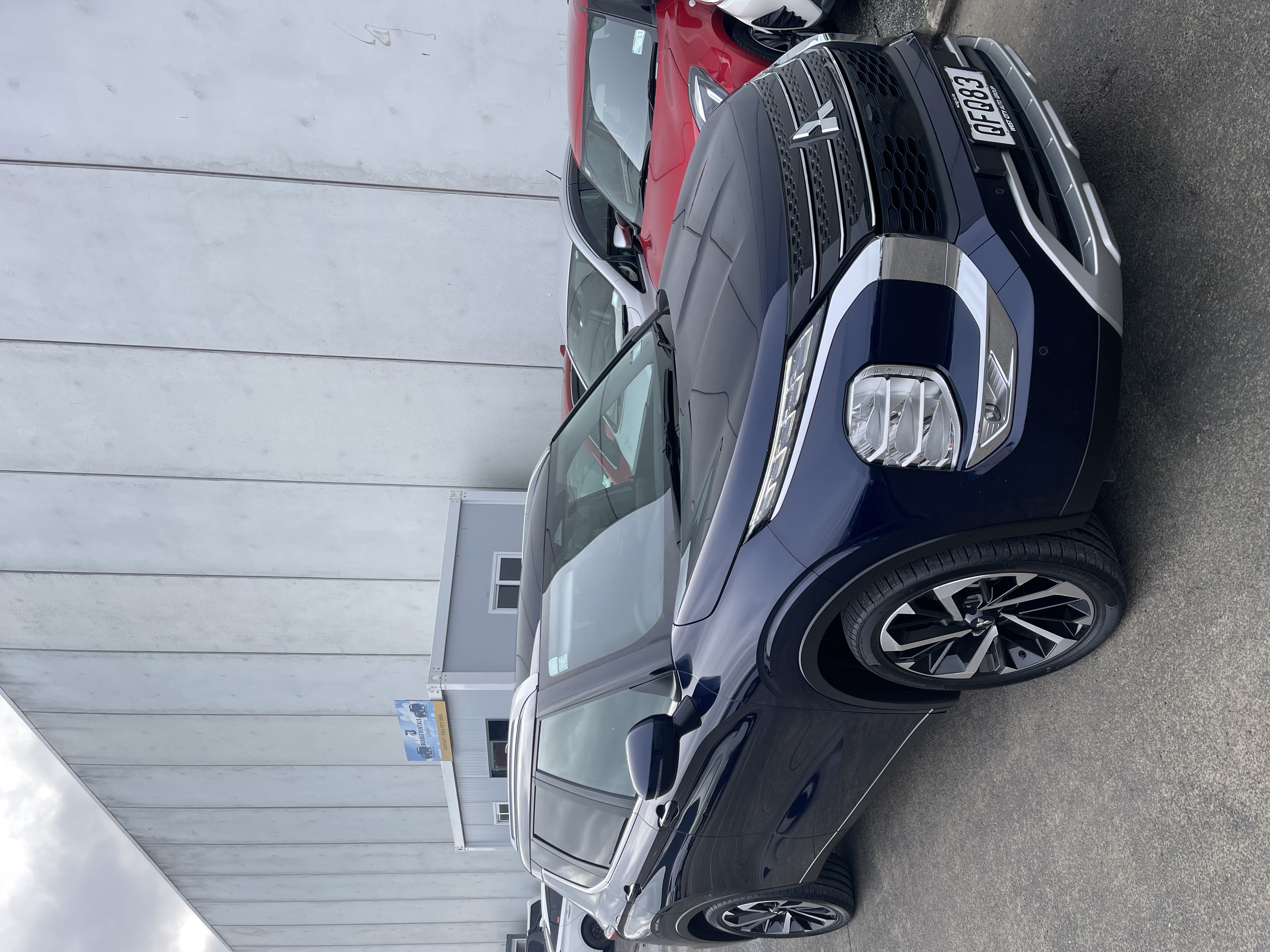 Mitsubishi Outlander XLS 2023