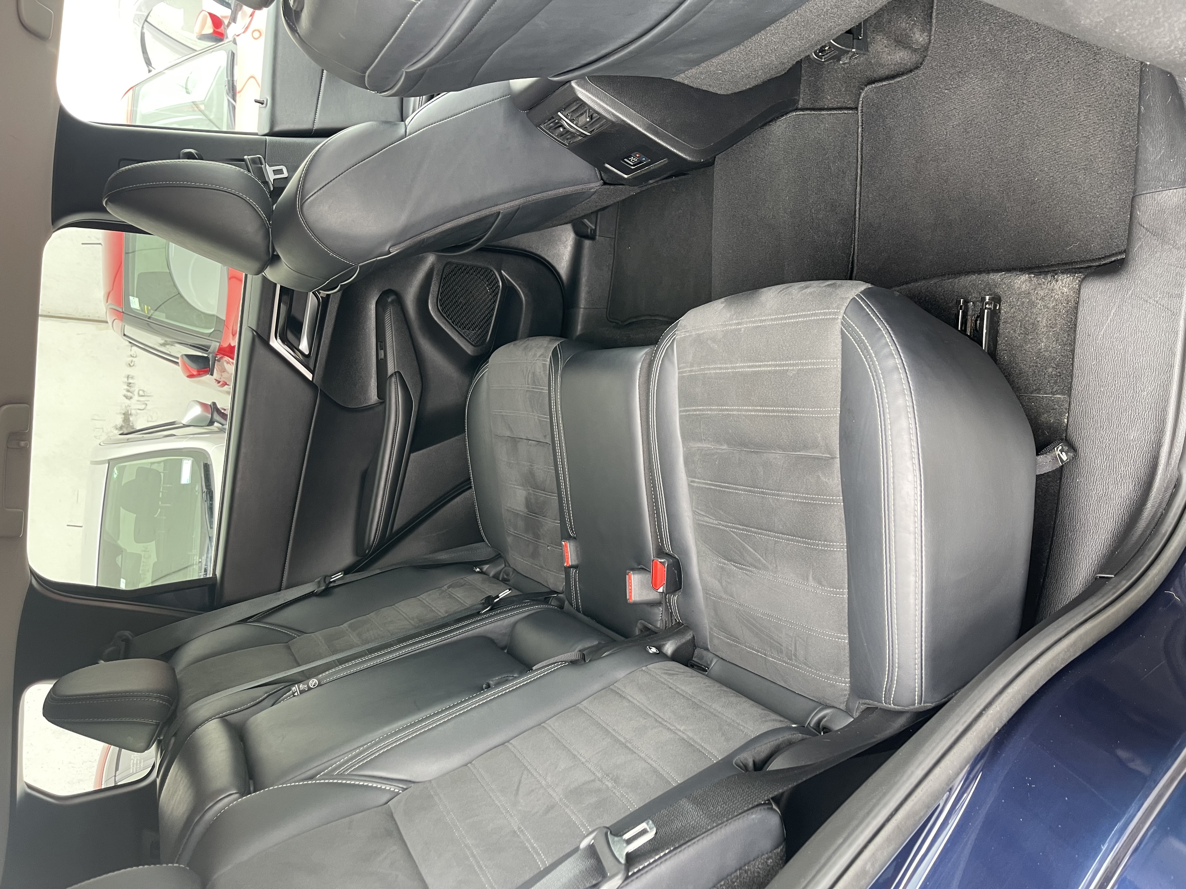 Mitsubishi Outlander XLS 2023